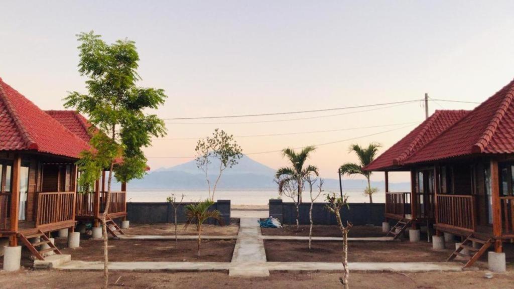 Mangrove Beach Hut Нуса-Лембонган Экстерьер фото